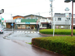 ���É��E���m�E�򕌁E�O�d �u���C�_���V�F�[�r���O�@���f�B�[�X�V�F�[�r���O �w����߂��ĕ֗��ȃA�J�z��5