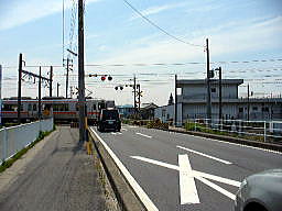 ��������E�ԉŃV�F�[�r���O�@���炻��G�X�e�ō������H�𗘗p������x�C���^�[�`�F���W�����Ԃ��ăA�J�z���ւ��z���̕�9