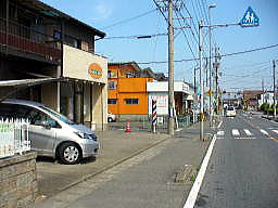 ��������E�ԉŃV�F�[�r���O�@���炻��G�X�e�ō������H�𗘗p������x�C���^�[�`�F���W�����Ԃ��ăA�J�z���ւ��z���̕�12