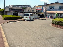 ��������E�ԉŃV�F�[�r���O�@���炻��G�X�e�ō������H�𗘗p������x�C���^�[�`�F���W�����Ԃ��ăA�J�z���ւ��z���̕�14